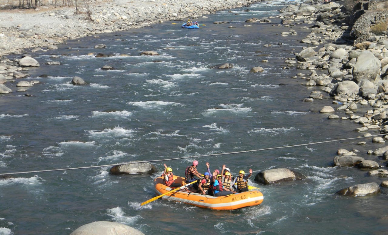 River rafting in Manali