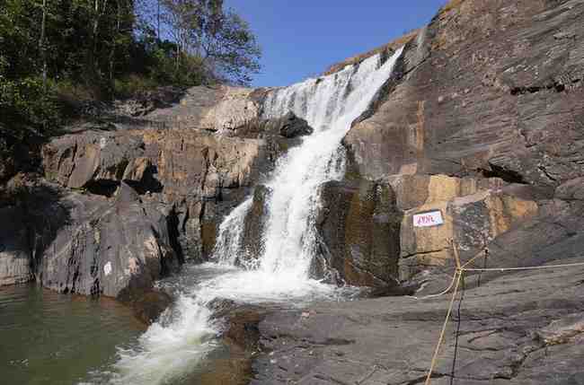 Kanthanpara Waterfalls