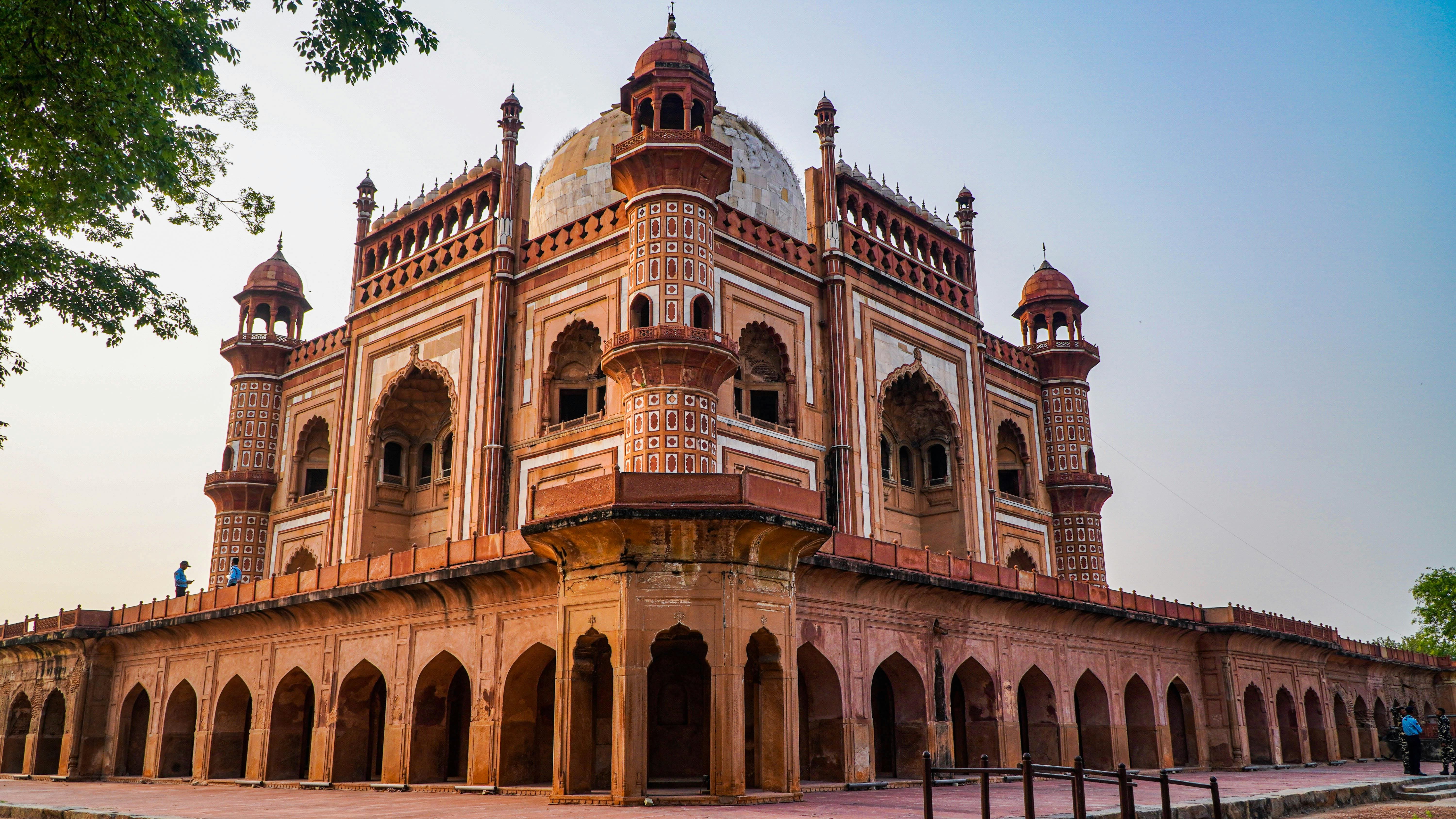 Safdarjung Tomb