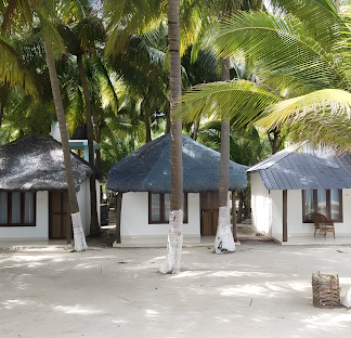 Front view of Coral Paradise Beach Resort