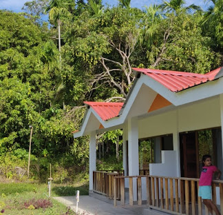 Front view of Hotel Exotica Squares