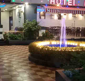 Front view of Hotel Kruti