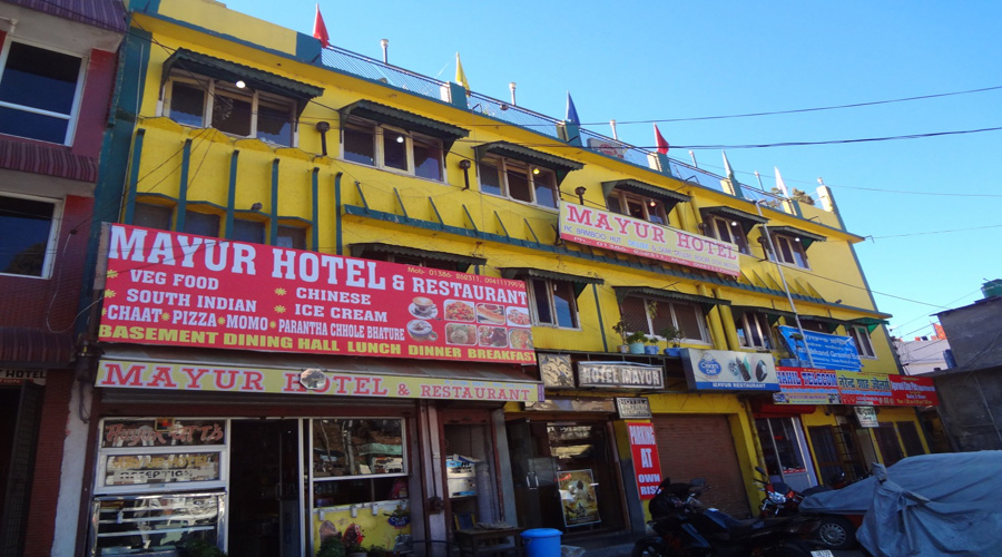 front view of hotel mayur
