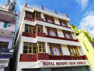 front view of Hotel Mount View Annexy