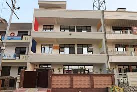 Front view of Hotel Rama Grand HS