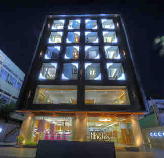 Front view of Hotel Silver Heights