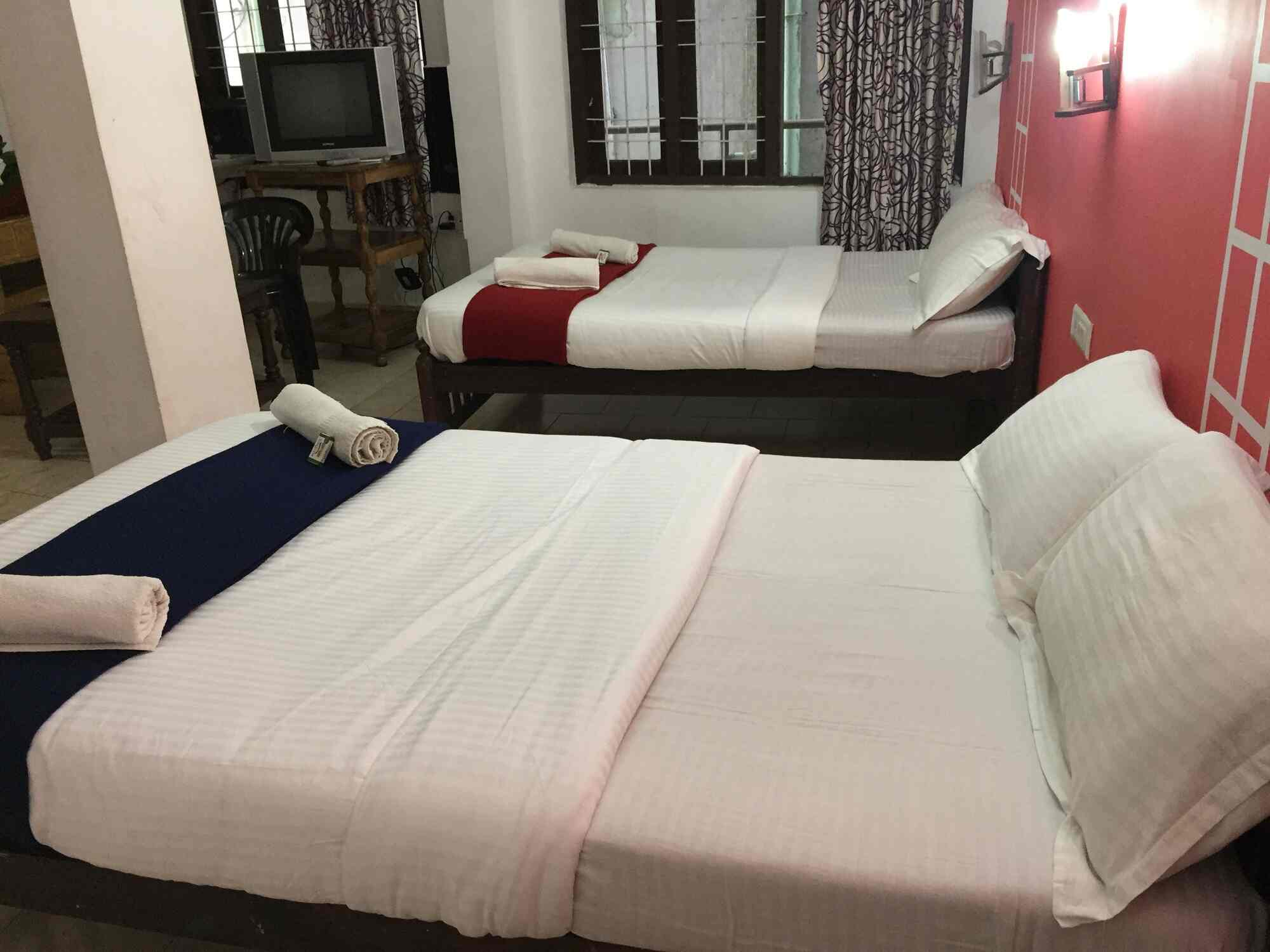 Room of Minarvaa Holidays