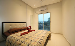 Room view of Acons Palm Beach