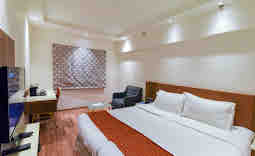 Room view of The Emerald Park