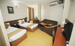 Room view of The Esquire