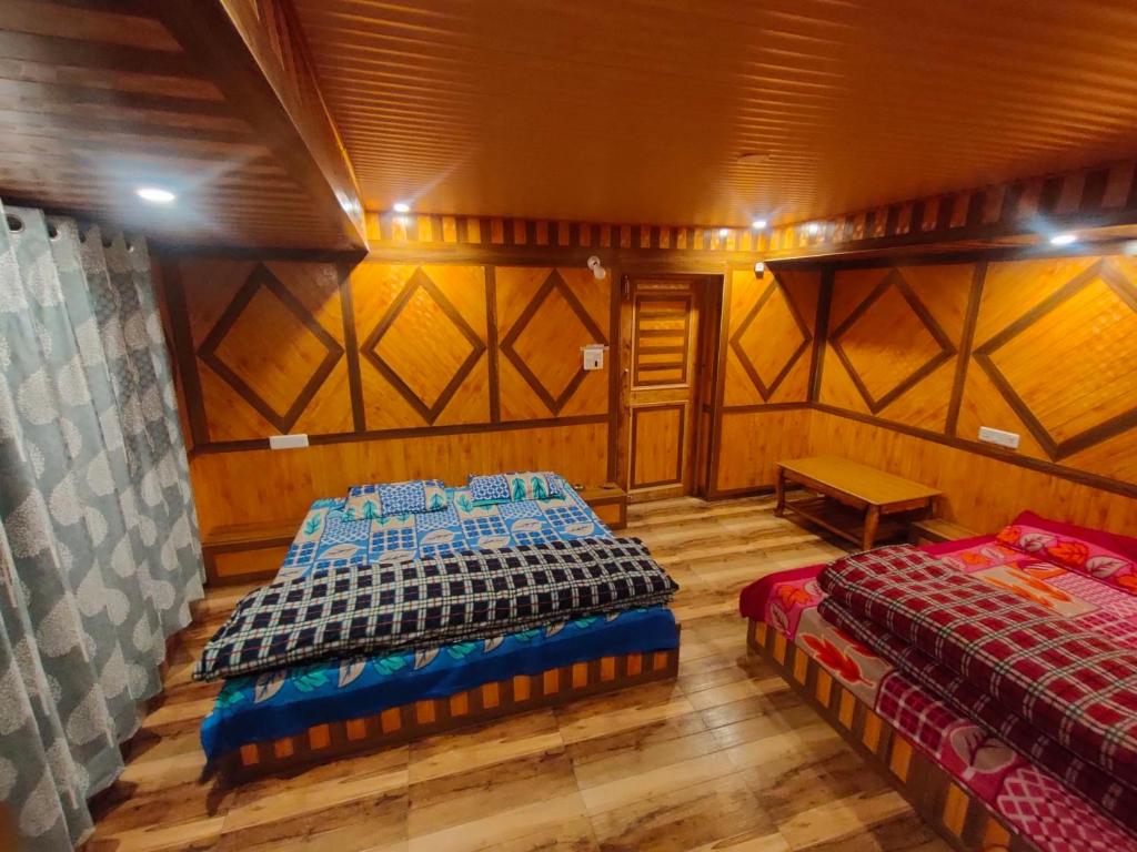 room view of The Snow Trail Narkanda.B&B Homestay.